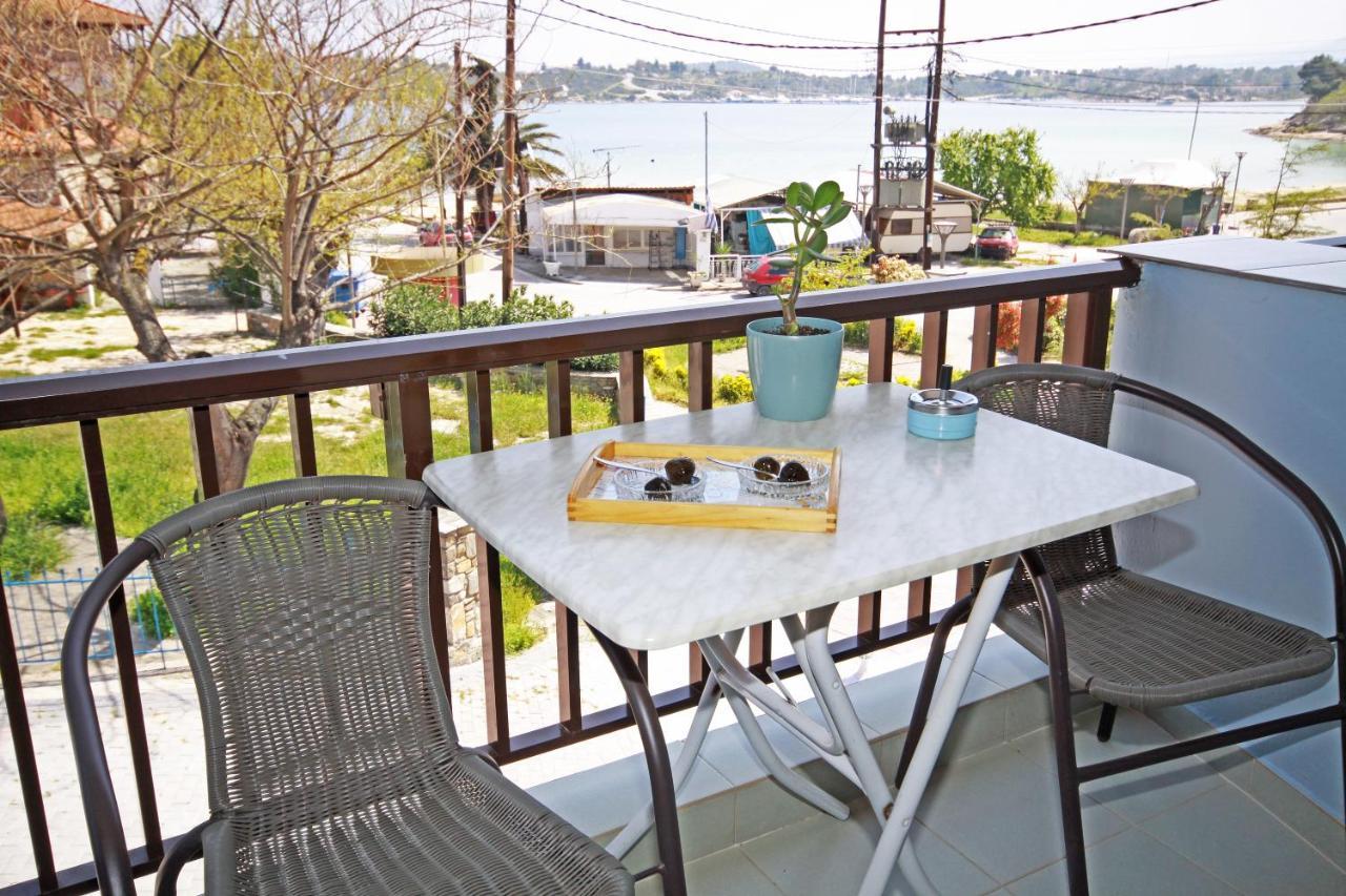 Acrothea Apartments Ormos Panagias Ngoại thất bức ảnh