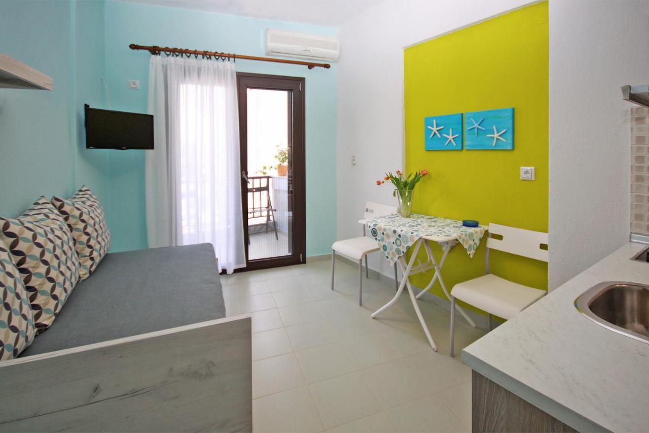 Acrothea Apartments Ormos Panagias Ngoại thất bức ảnh